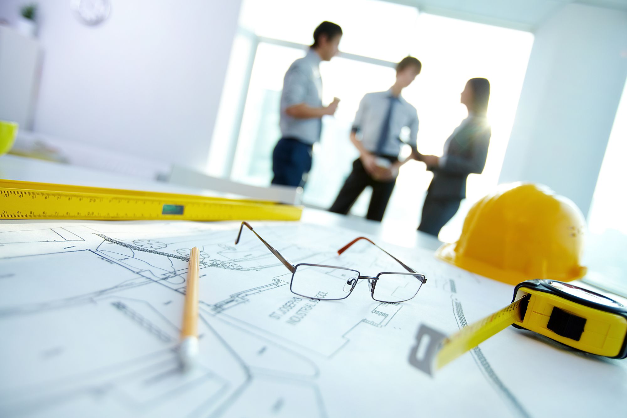 Servicios Técnicos Especializados. RUSUR INMOBILIARIA en Renedo