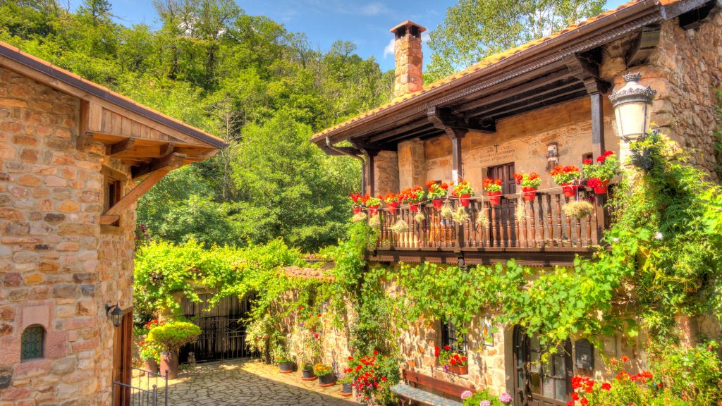 . RUSUR INMOBILIARIA en Renedo